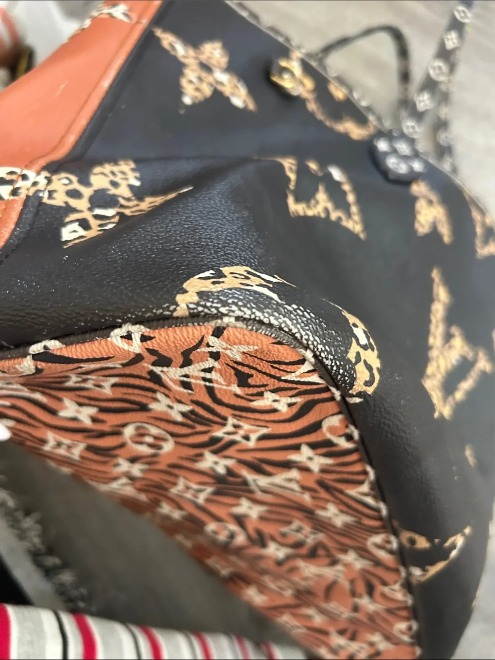 Louis Vuitton Black and Gold Leopard Monogram Neverfull Shoulder Tote